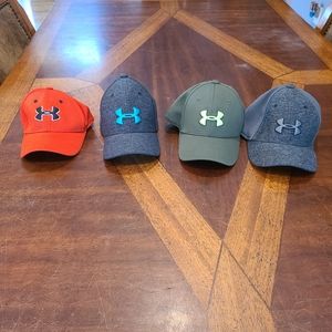 Under Armour Boys Youth S/M Baseball Caps & Beanie